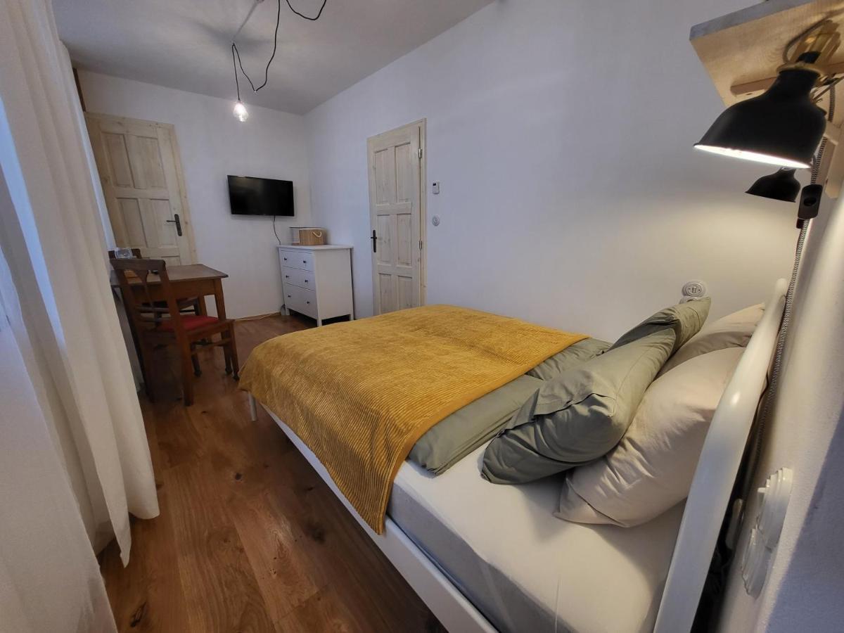 Only Apartments Jindrichuv Hradec Exterior foto